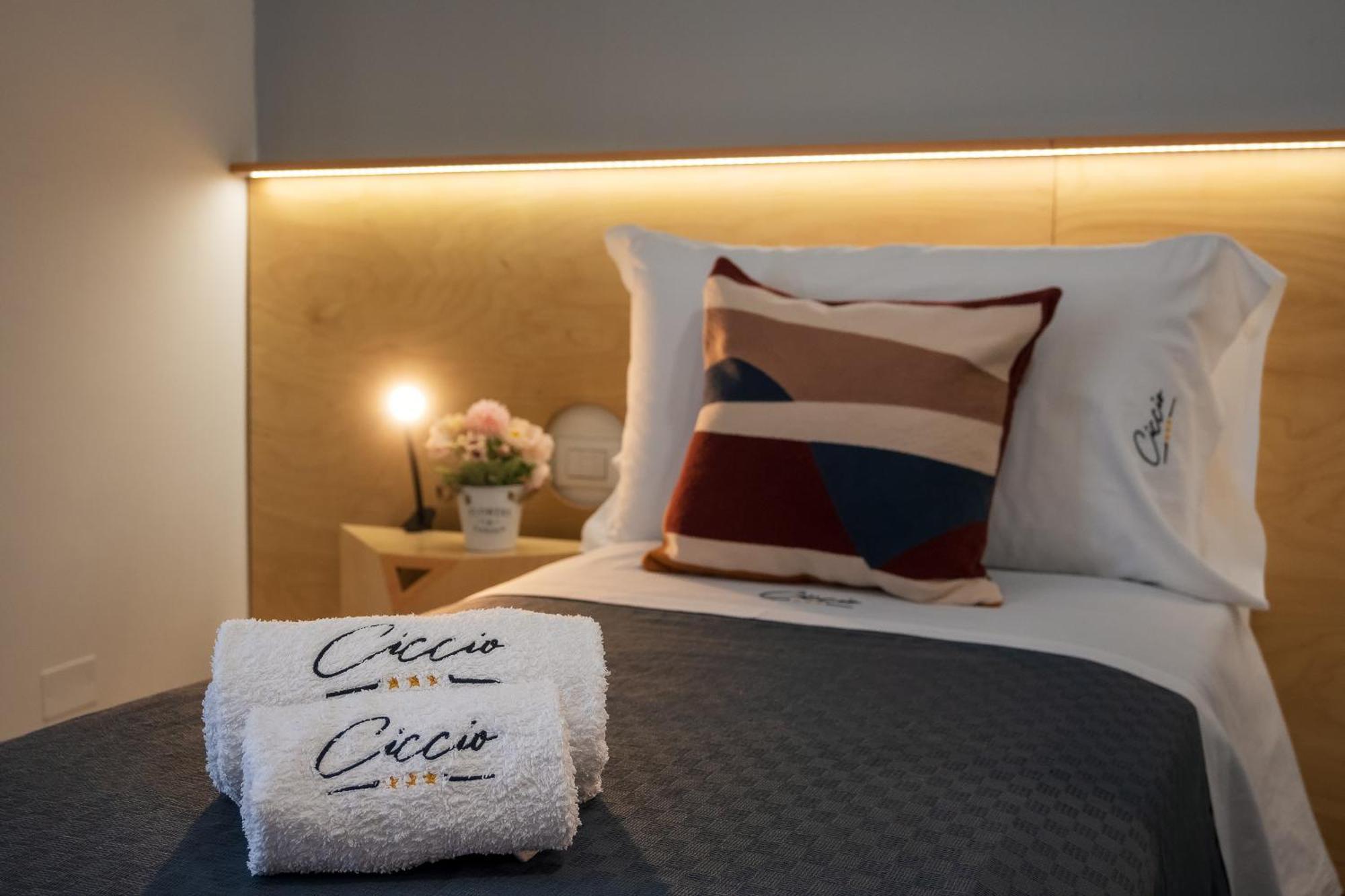 Ciccio Rooms And Breakfast - Self Check-In Palermo Eksteriør bilde