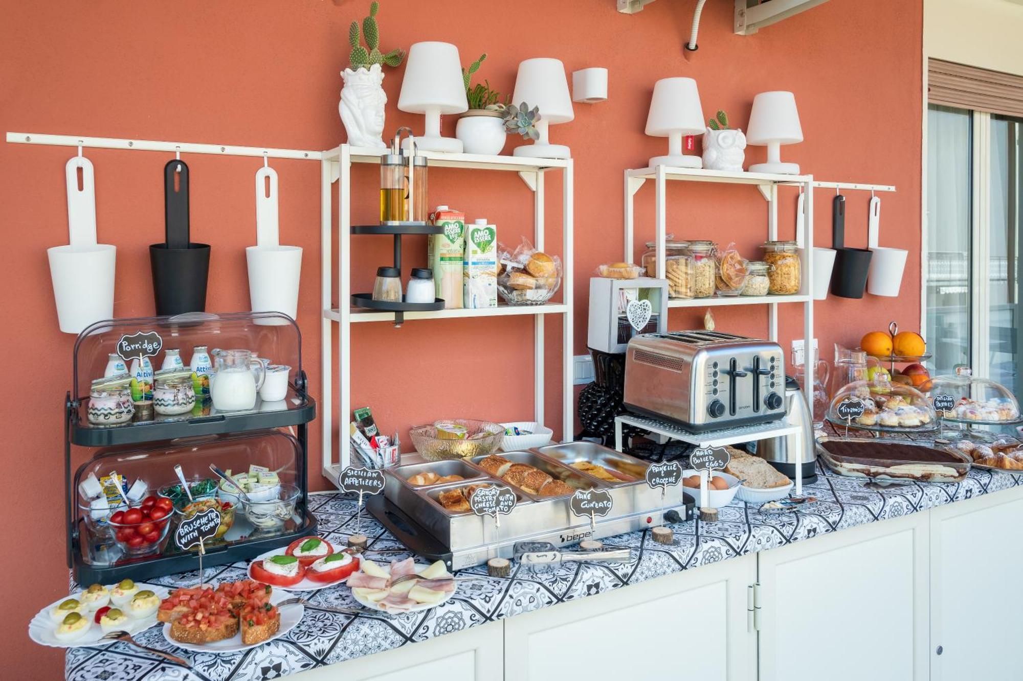 Ciccio Rooms And Breakfast - Self Check-In Palermo Eksteriør bilde