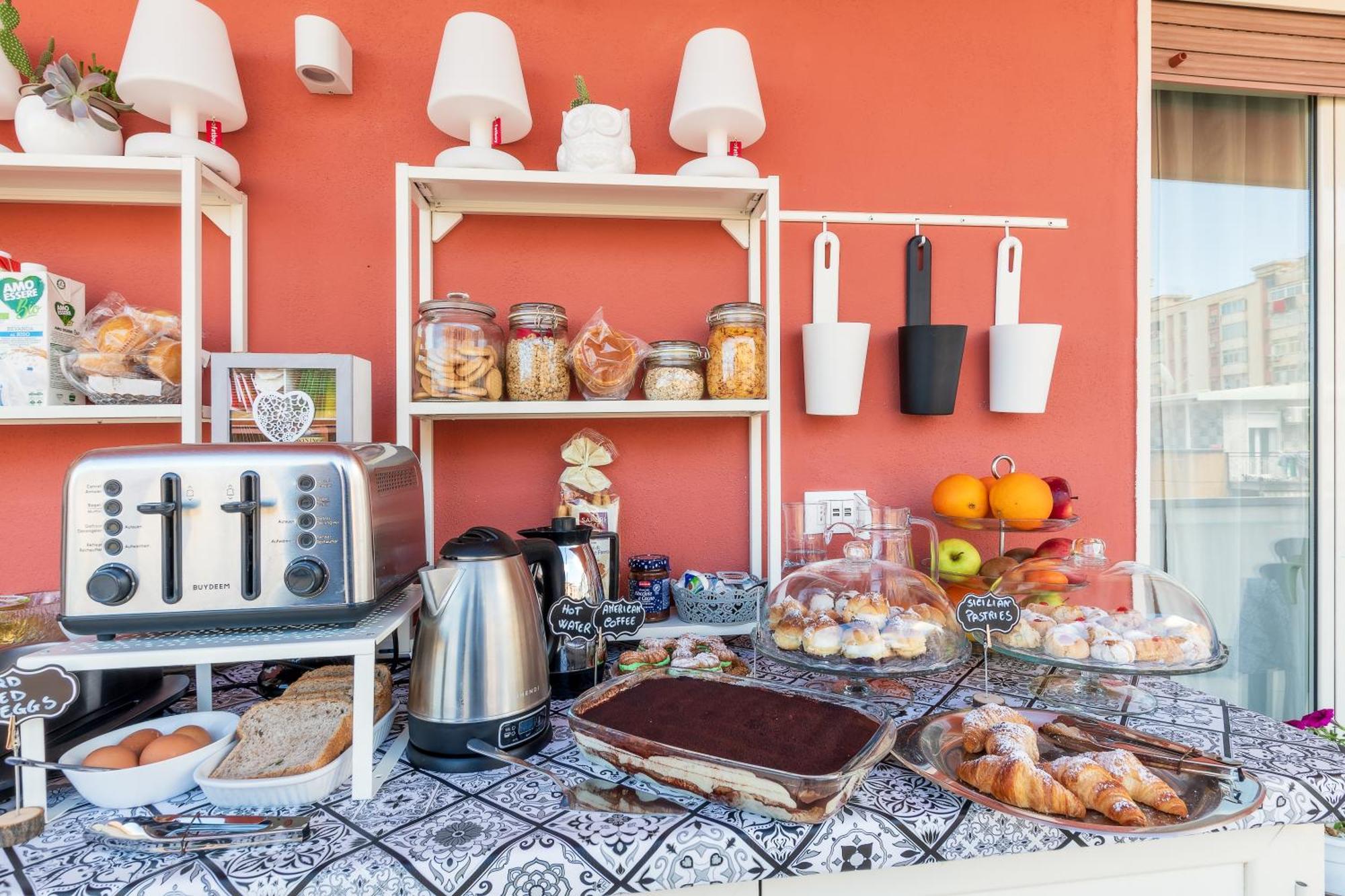 Ciccio Rooms And Breakfast - Self Check-In Palermo Eksteriør bilde