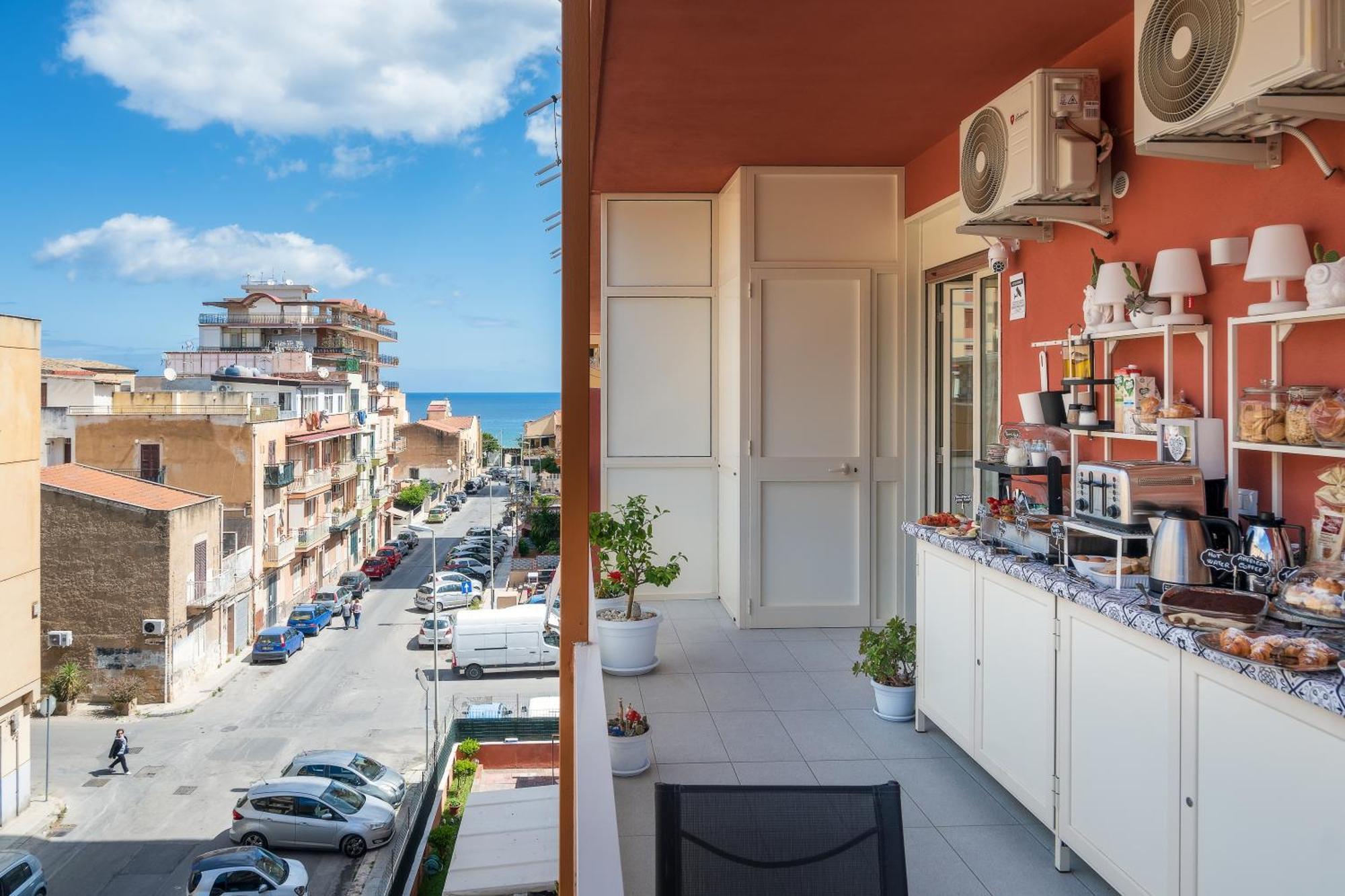 Ciccio Rooms And Breakfast - Self Check-In Palermo Eksteriør bilde