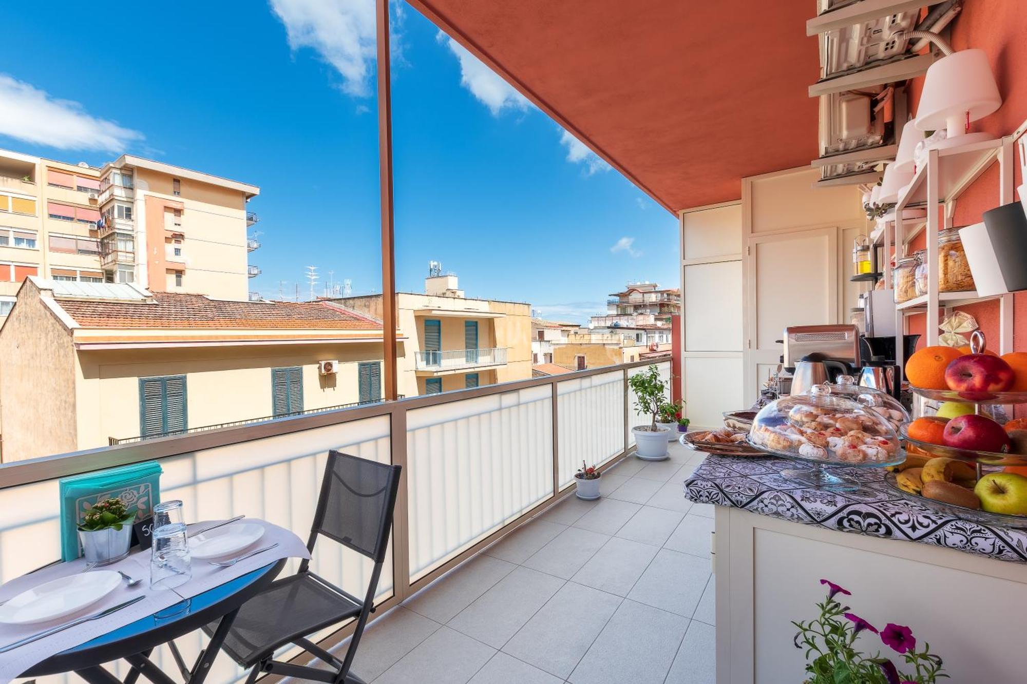 Ciccio Rooms And Breakfast - Self Check-In Palermo Eksteriør bilde