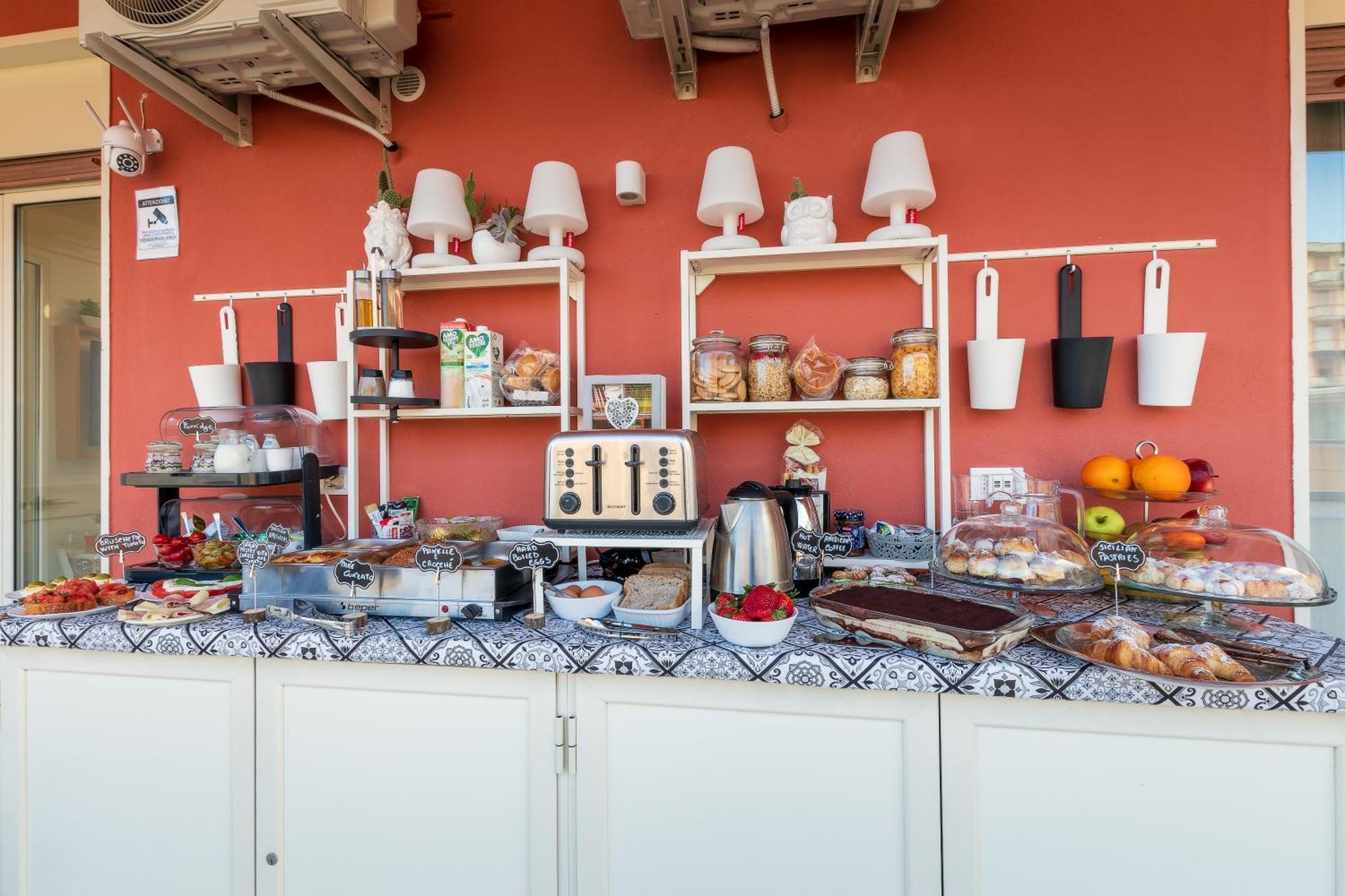 Ciccio Rooms And Breakfast - Self Check-In Palermo Eksteriør bilde